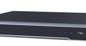 Hikvision - DS-7608NI-K2/8P, 8 PoE poorten tot 250m, 4K output